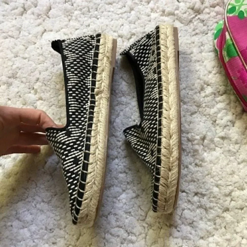 DV by Dolce Vita  Desiree Aztec Espadrille Womans Sz 6.5